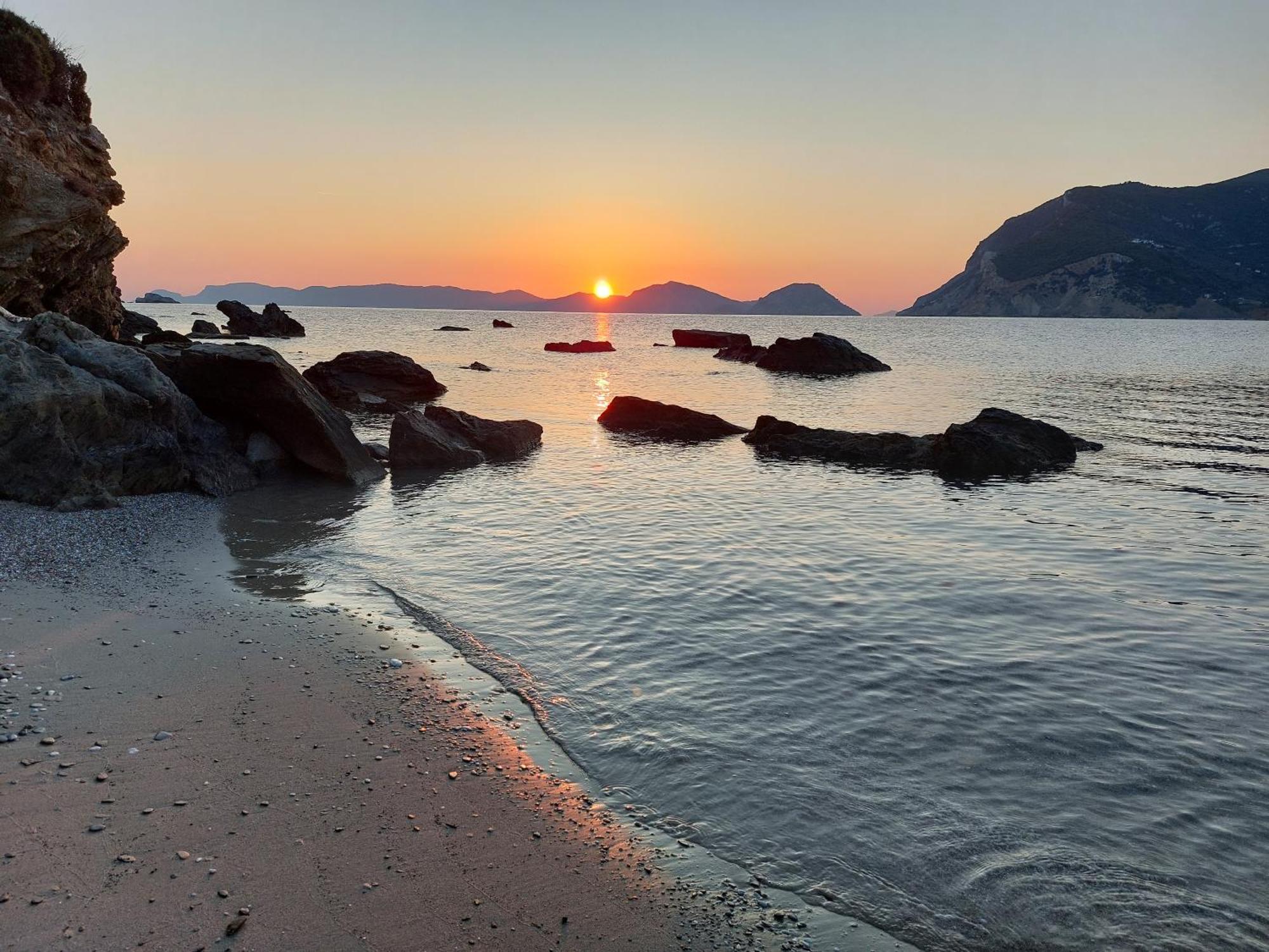 Maeiz Skopelos Town